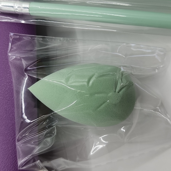 LUXIE FLORALS BRUSH SET - 5 Piece Set - Picture 5 of 12